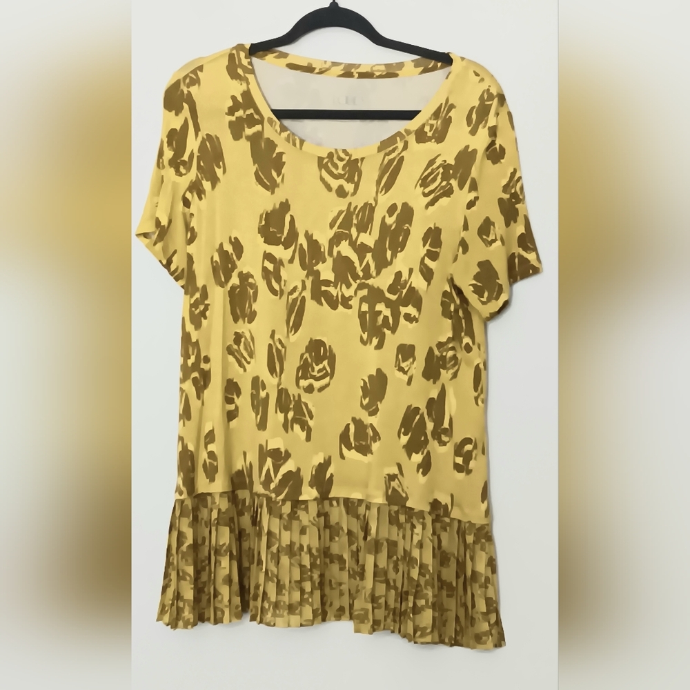 LOGO Lori Goldstein Blouse Women's Size Large Yellow & Brown Ruffle Hem Preowned
